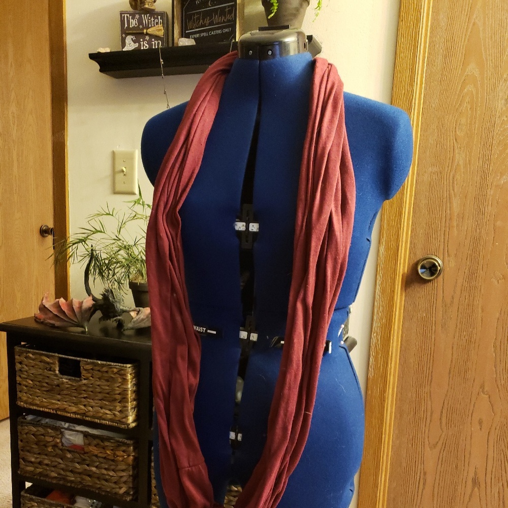 Maroon Scarf - Picture 2 of 3